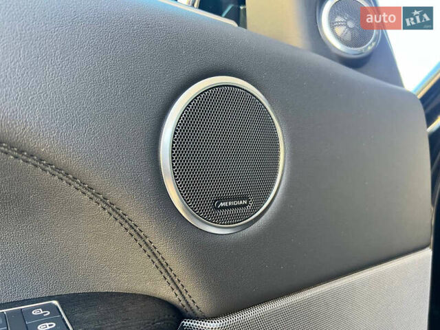 Черный Ленд Ровер Рендж Ровер Спорт, объемом двигателя 2.99 л и пробегом 135 тыс. км за 47500 $, фото 21 на Automoto.ua