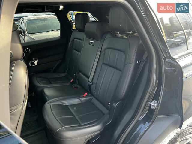 Черный Ленд Ровер Рендж Ровер Спорт, объемом двигателя 3 л и пробегом 112 тыс. км за 41500 $, фото 18 на Automoto.ua