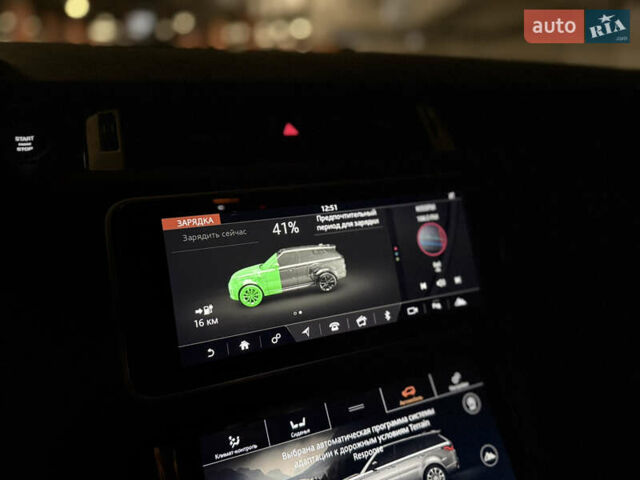 Чорний Ленд Ровер Range Rover Sport, об'ємом двигуна 2 л та пробігом 72 тис. км за 47000 $, фото 40 на Automoto.ua