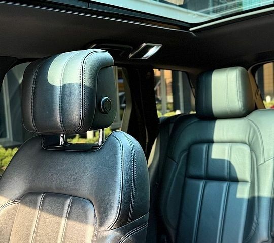 Чорний Ленд Ровер Range Rover Sport, об'ємом двигуна 3 л та пробігом 79 тис. км за 50000 $, фото 44 на Automoto.ua