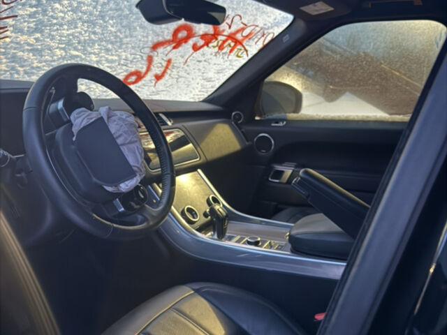 Чорний Ленд Ровер Range Rover Sport, об'ємом двигуна 3 л та пробігом 107 тис. км за 20700 $, фото 2 на Automoto.ua