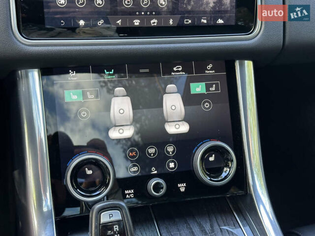 Чорний Ленд Ровер Range Rover Sport, об'ємом двигуна 2.99 л та пробігом 251 тис. км за 39000 $, фото 54 на Automoto.ua