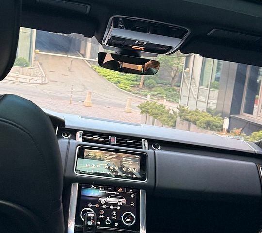 Чорний Ленд Ровер Range Rover Sport, об'ємом двигуна 3 л та пробігом 79 тис. км за 50000 $, фото 20 на Automoto.ua