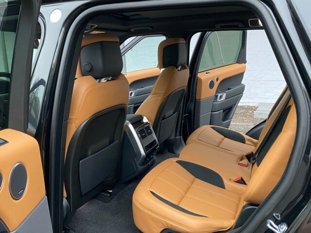 Чорний Ленд Ровер Range Rover Sport, об'ємом двигуна 3 л та пробігом 9 тис. км за 119000 $, фото 34 на Automoto.ua