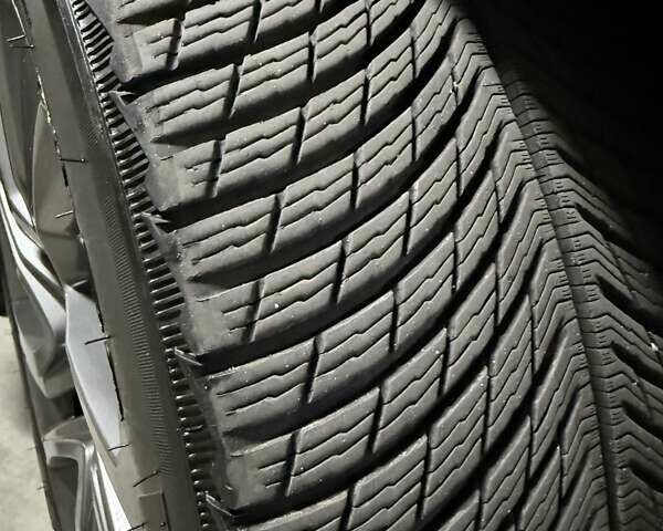 Черный Ленд Ровер Рендж Ровер Спорт, объемом двигателя 2.99 л и пробегом 93 тыс. км за 59900 $, фото 16 на Automoto.ua