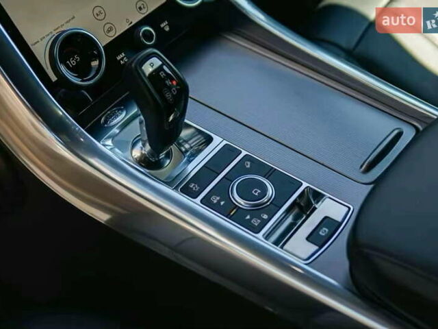 Чорний Ленд Ровер Range Rover Sport, об'ємом двигуна 3 л та пробігом 99 тис. км за 42000 $, фото 6 на Automoto.ua