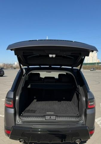 Чорний Ленд Ровер Range Rover Sport, об'ємом двигуна 2 л та пробігом 118 тис. км за 48000 $, фото 4 на Automoto.ua