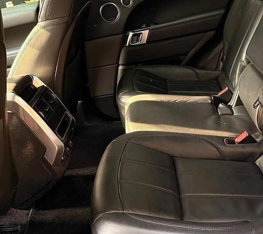 Чорний Ленд Ровер Range Rover Sport, об'ємом двигуна 3 л та пробігом 79 тис. км за 50000 $, фото 62 на Automoto.ua
