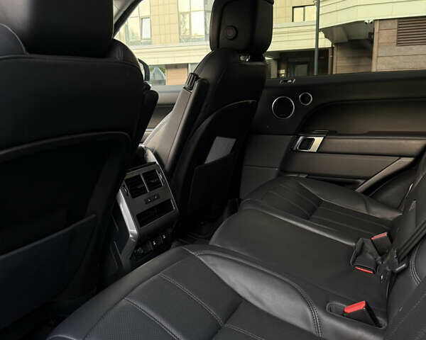 Чорний Ленд Ровер Range Rover Sport, об'ємом двигуна 3 л та пробігом 63 тис. км за 53500 $, фото 15 на Automoto.ua