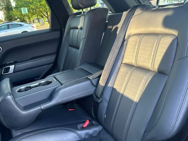 Чорний Ленд Ровер Range Rover Sport, об'ємом двигуна 3 л та пробігом 56 тис. км за 53000 $, фото 18 на Automoto.ua