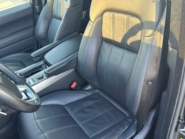 Чорний Ленд Ровер Range Rover Sport, об'ємом двигуна 3 л та пробігом 56 тис. км за 53000 $, фото 13 на Automoto.ua