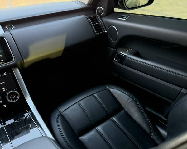 Чорний Ленд Ровер Range Rover Sport, об'ємом двигуна 2 л та пробігом 118 тис. км за 47200 $, фото 30 на Automoto.ua
