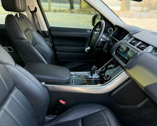 Чорний Ленд Ровер Range Rover Sport, об'ємом двигуна 2 л та пробігом 118 тис. км за 47200 $, фото 34 на Automoto.ua
