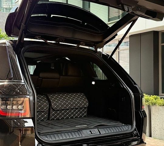 Чорний Ленд Ровер Range Rover Sport, об'ємом двигуна 3 л та пробігом 79 тис. км за 50000 $, фото 40 на Automoto.ua