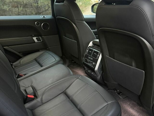 Чорний Ленд Ровер Range Rover Sport, об'ємом двигуна 2.99 л та пробігом 71 тис. км за 50000 $, фото 24 на Automoto.ua