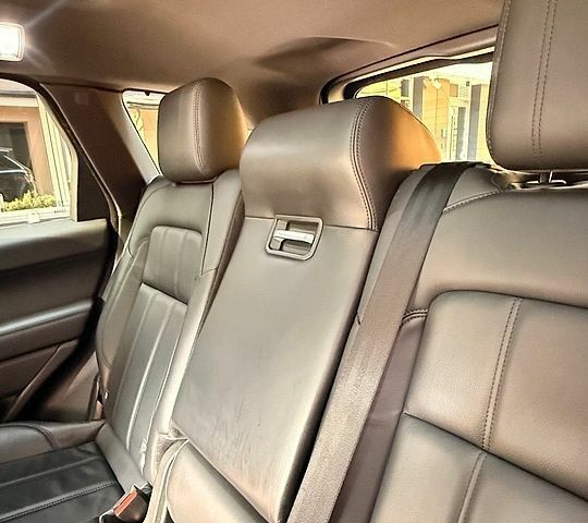 Чорний Ленд Ровер Range Rover Sport, об'ємом двигуна 3 л та пробігом 79 тис. км за 50000 $, фото 58 на Automoto.ua