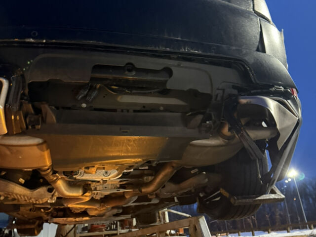 Чорний Ленд Ровер Range Rover Sport, об'ємом двигуна 3 л та пробігом 107 тис. км за 20700 $, фото 9 на Automoto.ua