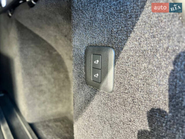 Черный Ленд Ровер Рендж Ровер Спорт, объемом двигателя 2.99 л и пробегом 135 тыс. км за 47500 $, фото 30 на Automoto.ua