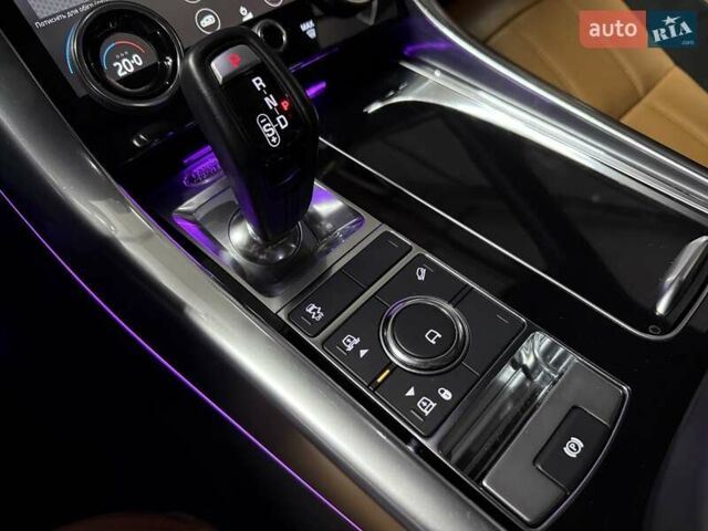 Черный Ленд Ровер Рендж Ровер Спорт, объемом двигателя 2.99 л и пробегом 93 тыс. км за 59900 $, фото 53 на Automoto.ua