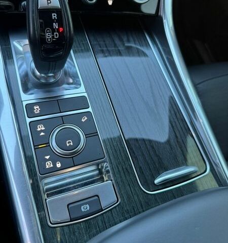 Чорний Ленд Ровер Range Rover Sport, об'ємом двигуна 2.99 л та пробігом 257 тис. км за 39999 $, фото 26 на Automoto.ua
