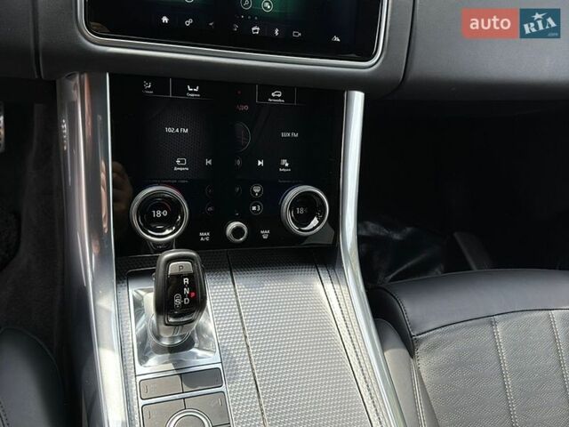 Чорний Ленд Ровер Range Rover Sport, об'ємом двигуна 2.99 л та пробігом 154 тис. км за 47000 $, фото 7 на Automoto.ua