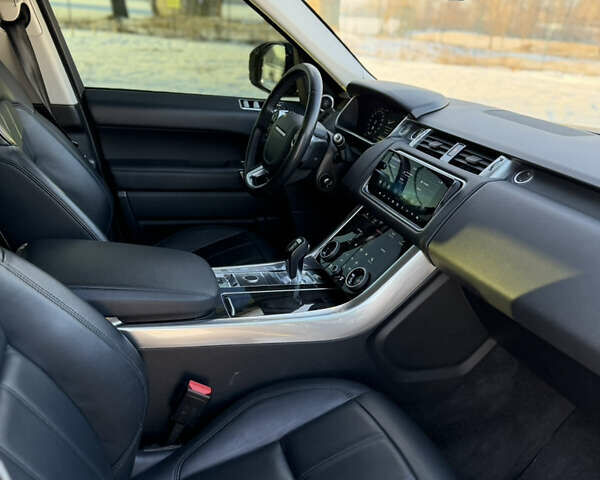 Чорний Ленд Ровер Range Rover Sport, об'ємом двигуна 2 л та пробігом 118 тис. км за 47200 $, фото 33 на Automoto.ua