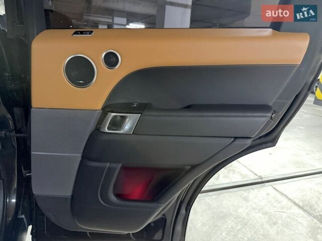 Чорний Ленд Ровер Range Rover Sport, об'ємом двигуна 2.3 л та пробігом 39 тис. км за 81000 $, фото 25 на Automoto.ua