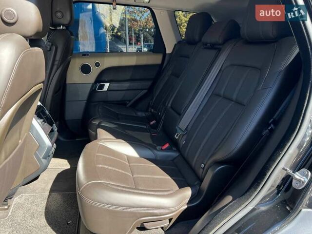 Чорний Ленд Ровер Range Rover Sport, об'ємом двигуна 3 л та пробігом 99 тис. км за 51490 $, фото 9 на Automoto.ua