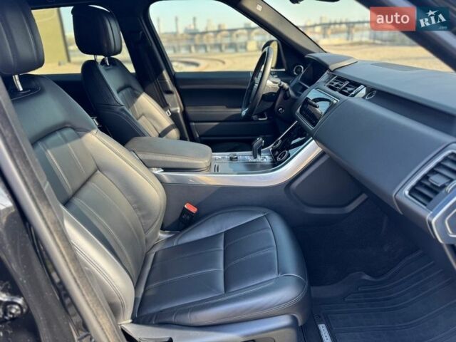 Чорний Ленд Ровер Range Rover Sport, об'ємом двигуна 3 л та пробігом 102 тис. км за 44600 $, фото 16 на Automoto.ua