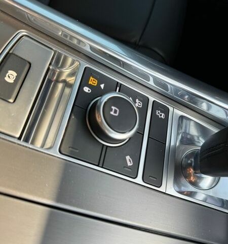 Чорний Ленд Ровер Range Rover Sport, об'ємом двигуна 3 л та пробігом 102 тис. км за 44600 $, фото 32 на Automoto.ua