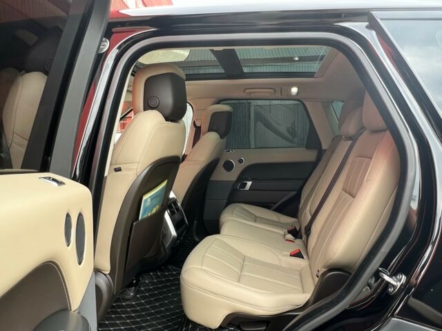 Чорний Ленд Ровер Range Rover Sport, об'ємом двигуна 2 л та пробігом 79 тис. км за 69500 $, фото 17 на Automoto.ua