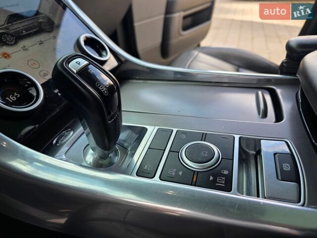 Чорний Ленд Ровер Range Rover Sport, об'ємом двигуна 3 л та пробігом 251 тис. км за 43777 $, фото 34 на Automoto.ua