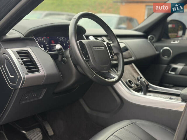 Черный Ленд Ровер Рендж Ровер Спорт, объемом двигателя 3 л и пробегом 81 тыс. км за 50000 $, фото 7 на Automoto.ua