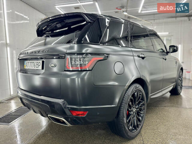 Черный Ленд Ровер Рендж Ровер Спорт, объемом двигателя 3 л и пробегом 65 тыс. км за 54500 $, фото 4 на Automoto.ua