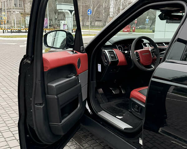 Черный Ленд Ровер Рендж Ровер Спорт, объемом двигателя 3 л и пробегом 30 тыс. км за 67000 $, фото 2 на Automoto.ua