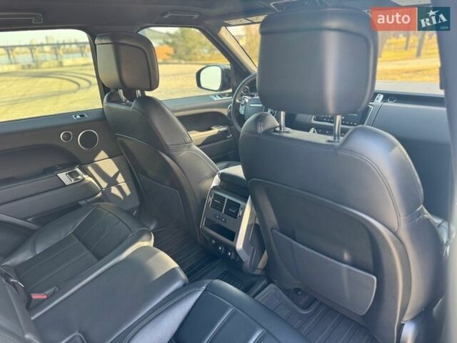 Чорний Ленд Ровер Range Rover Sport, об'ємом двигуна 3 л та пробігом 102 тис. км за 44600 $, фото 26 на Automoto.ua