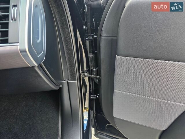 Чорний Ленд Ровер Range Rover Sport, об'ємом двигуна 3 л та пробігом 251 тис. км за 43777 $, фото 47 на Automoto.ua