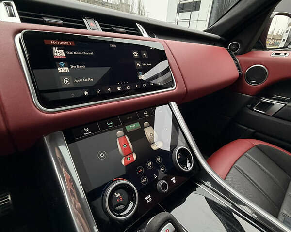 Черный Ленд Ровер Рендж Ровер Спорт, объемом двигателя 3 л и пробегом 30 тыс. км за 67000 $, фото 4 на Automoto.ua