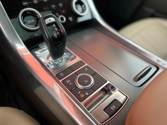 Чорний Ленд Ровер Range Rover Sport, об'ємом двигуна 2 л та пробігом 79 тис. км за 69500 $, фото 27 на Automoto.ua