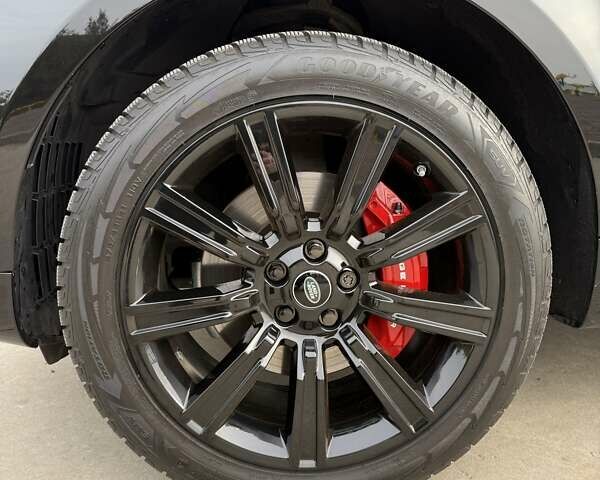 Черный Ленд Ровер Рендж Ровер Спорт, объемом двигателя 2.99 л и пробегом 37 тыс. км за 85000 $, фото 15 на Automoto.ua