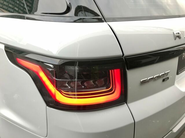 Чорний Ленд Ровер Range Rover Sport, об'ємом двигуна 3 л та пробігом 5 тис. км за 91000 $, фото 32 на Automoto.ua