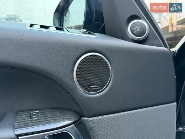 Чорний Ленд Ровер Range Rover Sport, об'ємом двигуна 3 л та пробігом 105 тис. км за 60000 $, фото 15 на Automoto.ua