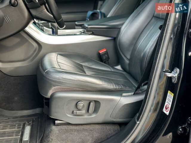 Черный Ленд Ровер Рендж Ровер Спорт, объемом двигателя 3 л и пробегом 138 тыс. км за 69000 $, фото 27 на Automoto.ua