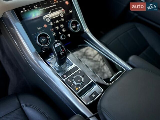 Черный Ленд Ровер Рендж Ровер Спорт, объемом двигателя 3 л и пробегом 53 тыс. км за 60900 $, фото 38 на Automoto.ua