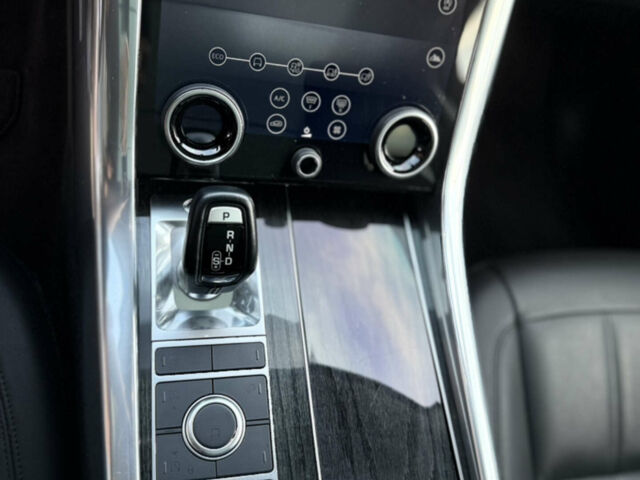 Чорний Ленд Ровер Range Rover Sport, об'ємом двигуна 2.99 л та пробігом 103 тис. км за 58500 $, фото 11 на Automoto.ua