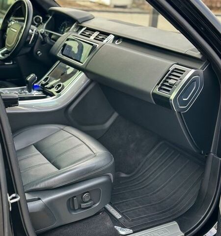 Черный Ленд Ровер Рендж Ровер Спорт, объемом двигателя 3 л и пробегом 138 тыс. км за 69000 $, фото 36 на Automoto.ua