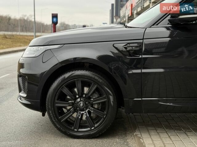 Черный Ленд Ровер Рендж Ровер Спорт, объемом двигателя 3 л и пробегом 149 тыс. км за 52500 $, фото 4 на Automoto.ua