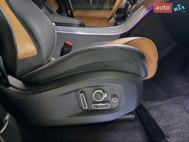 Черный Ленд Ровер Рендж Ровер Спорт, объемом двигателя 5 л и пробегом 82 тыс. км за 71000 $, фото 37 на Automoto.ua