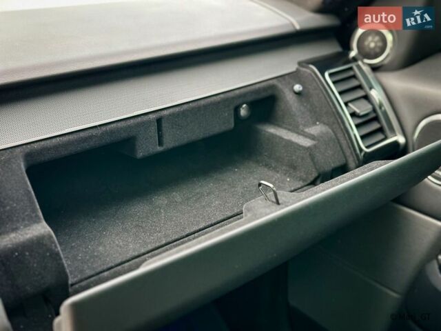 Черный Ленд Ровер Рендж Ровер Спорт, объемом двигателя 3 л и пробегом 138 тыс. км за 69000 $, фото 53 на Automoto.ua