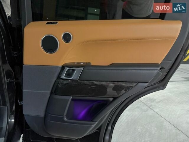 Черный Ленд Ровер Рендж Ровер Спорт, объемом двигателя 5 л и пробегом 82 тыс. км за 69800 $, фото 31 на Automoto.ua